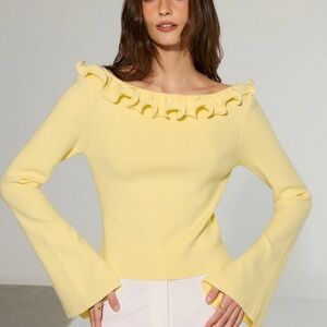 NWT Commense Off-the-Shoulder Ruffled Collar Flared Sleeve Yellow Sweater - Sz L